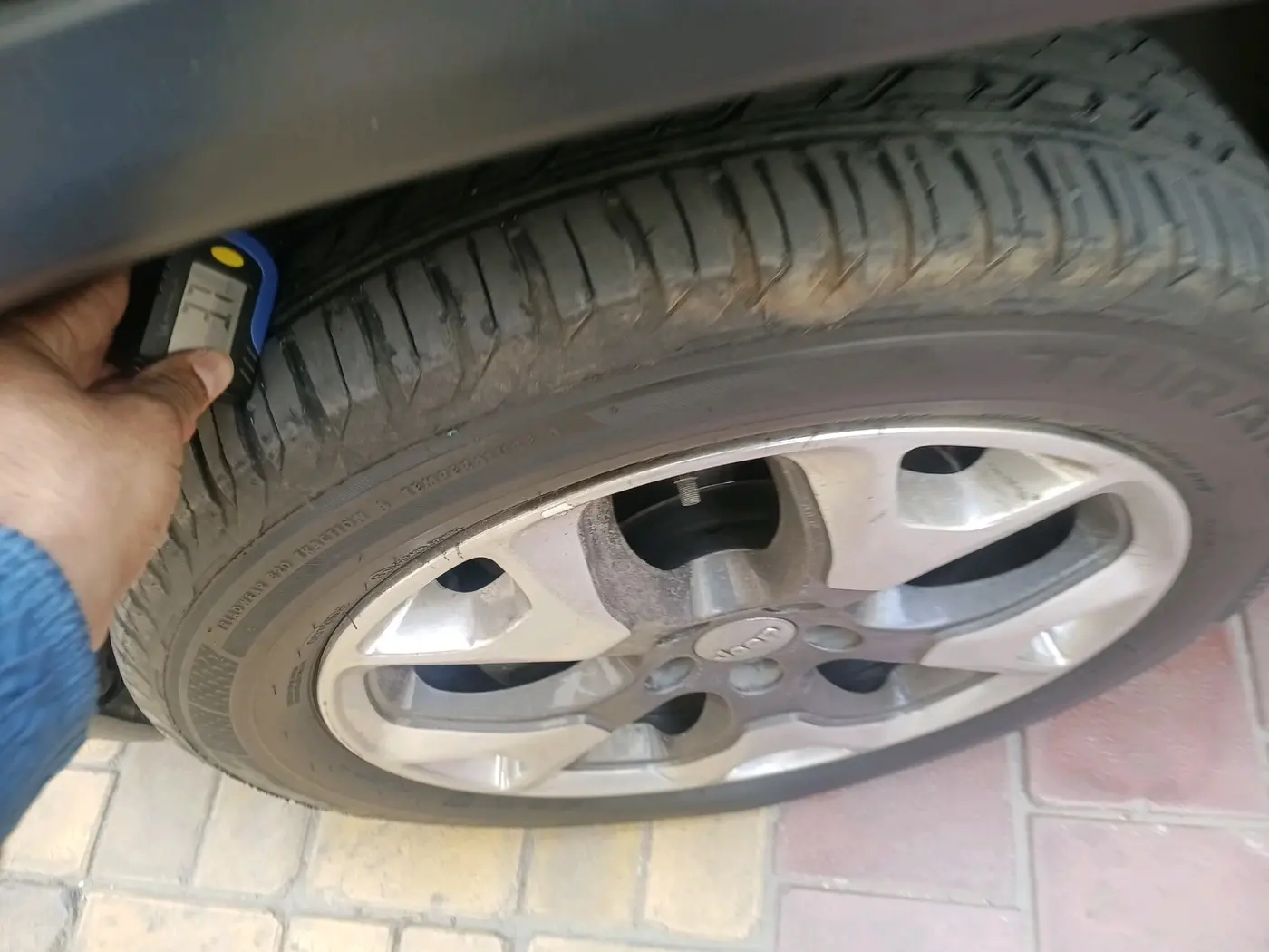 2019 Jeep Compass LIMITED PLUS PETROL AT, Petrol, Automatic, 1,11,389 km, tyre