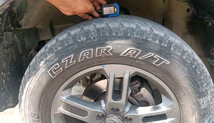 2022 Mahindra Thar LX PETROL HT 4WD AT, Petrol, Automatic, 55,436 km, tyre