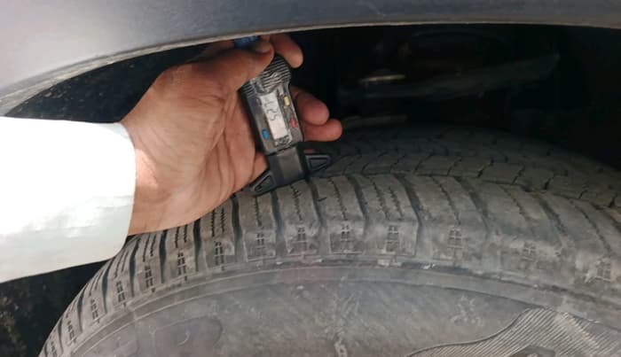 2025 Mahindra SCORPIO-N Z8 L DIESEL AT 4WD 7 STR, Diesel, Automatic, 26,049 km, tyre