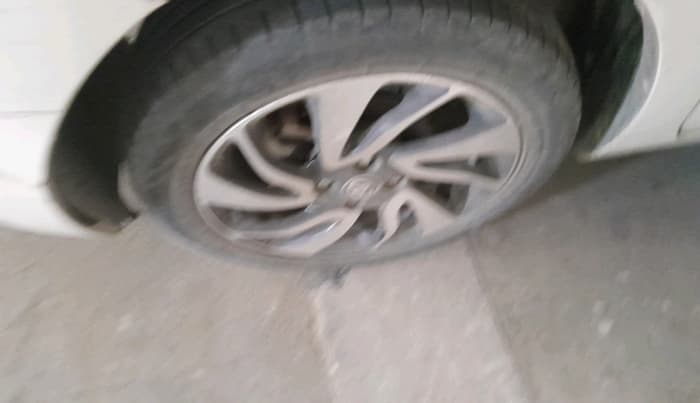 2019 Toyota Glanza G, Petrol, Manual, 42,612 km, tyre