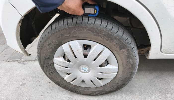 2013 Maruti Alto 800 LXI CNG, CNG, Manual, 93,176 km, tyre