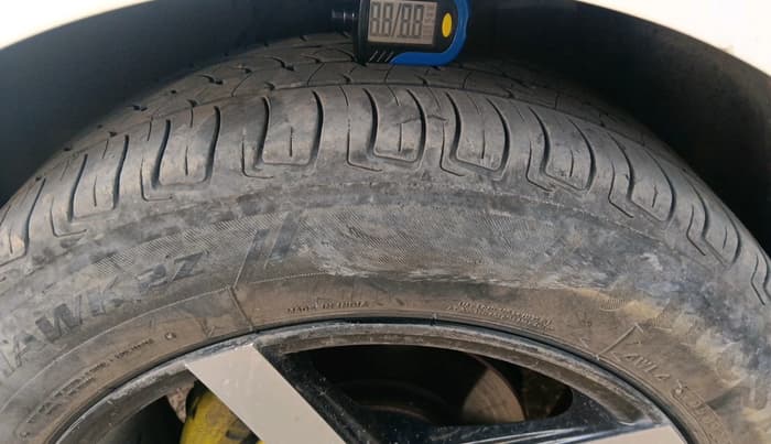 2020 Tata ALTROZ XZ DIESEL, Diesel, Manual, 65,900 km, tyre