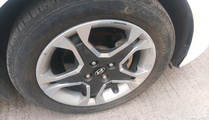 2024 Hyundai NEW I20 SPORTZ 1.2 MT, Petrol, Manual, 53,613 km, tyre