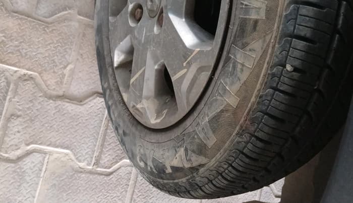 2017 Renault Kwid CLIMBER 1.0 AMT, Petrol, Automatic, 44,221 km, tyre