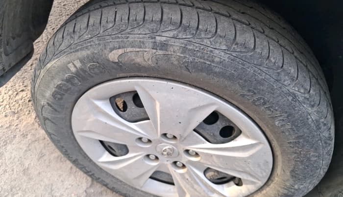 2018 Hyundai Creta E PLUS 1.6 PETROL, Petrol, Manual, 66,556 km, tyre