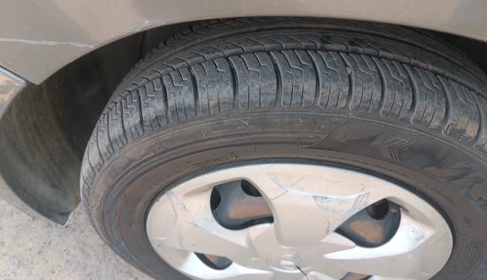 2020 Tata Tiago XT PETROL, Petrol, Manual, 93,933 km, tyre