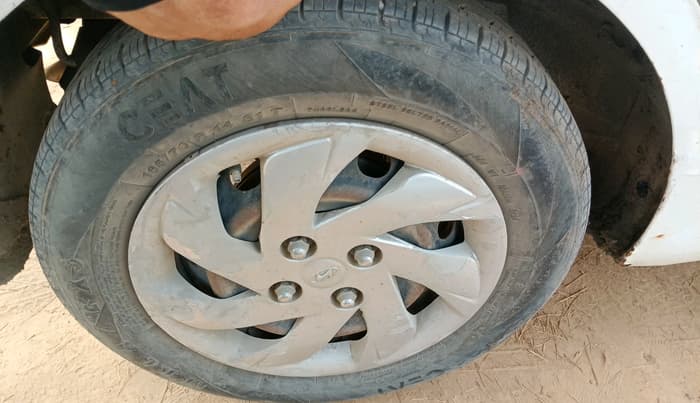 2019 Hyundai NEW SANTRO SPORTZ MT, Petrol, Manual, 50,593 km, tyre