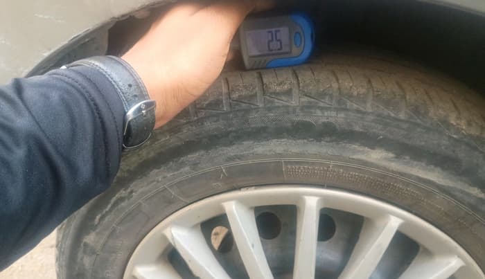2019 Maruti Celerio VXI CNG, CNG, Manual, 1,22,019 km, tyre
