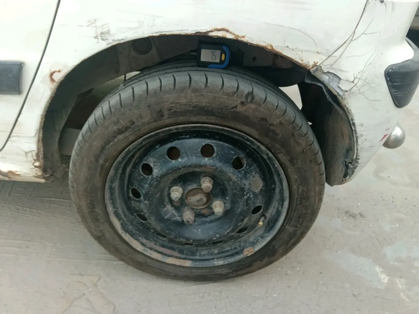 2014 Hyundai Santro Xing GL PLUS, CNG, Manual, 72,852 km, tyre