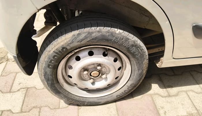 2011 Maruti Wagon R 1.0 LXI CNG, CNG, Manual, 89,908 km, tyre