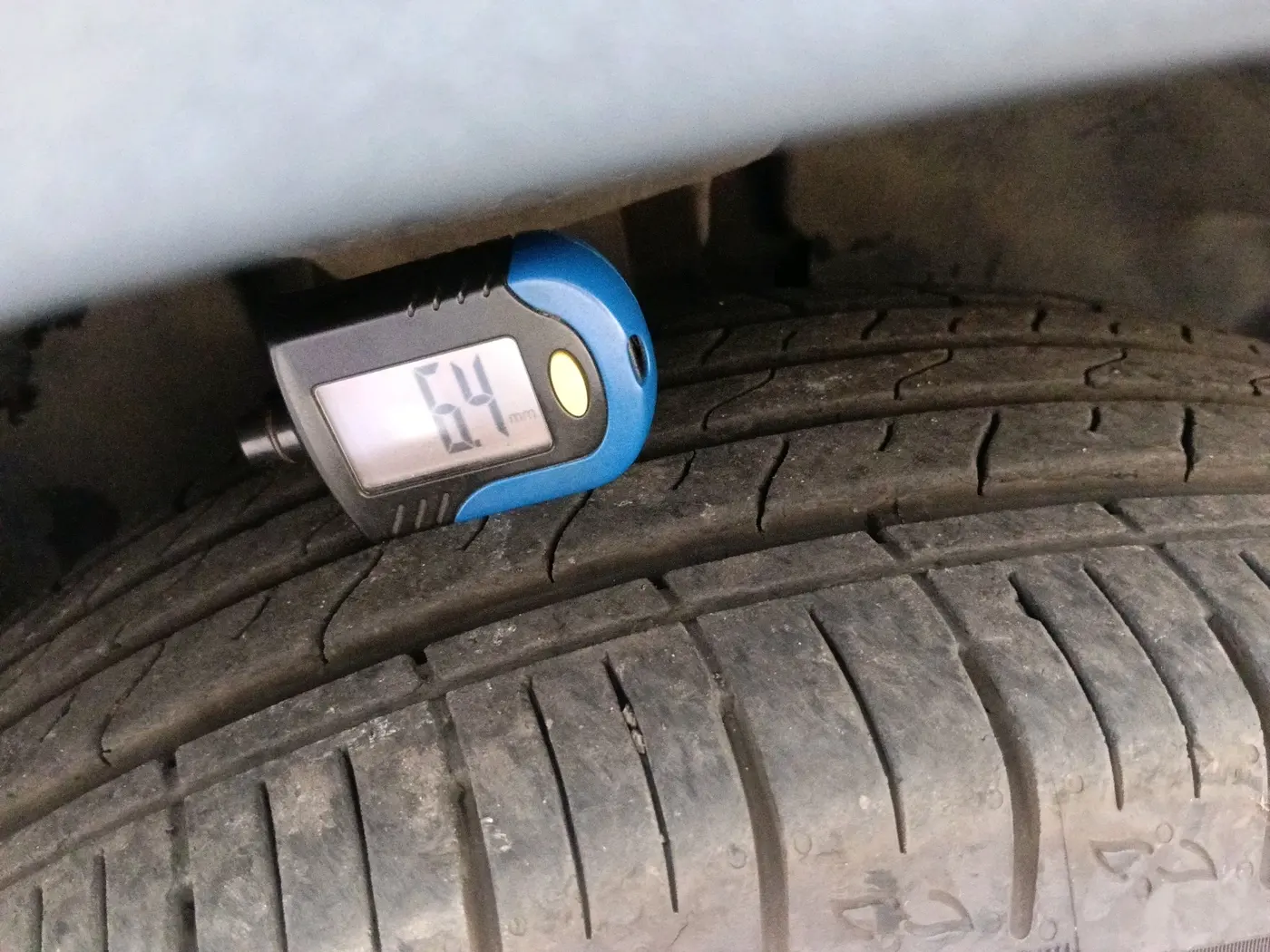 2019 Tata Harrier XZ 2.0L, Diesel, Manual, 33,355 km, tyre