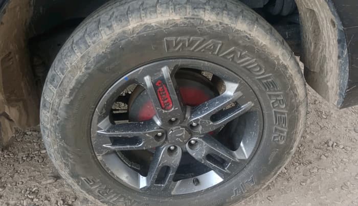 2022 Mahindra Thar LX HARD TOP 4WD MT, Diesel, Manual, 71,590 km, tyre
