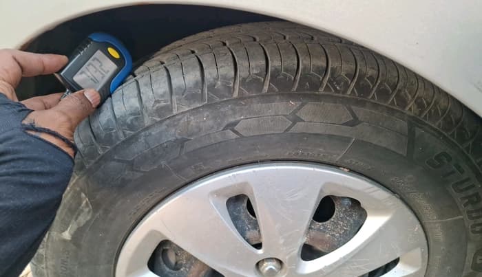 2011 Hyundai i10 ASTA 1.2 AT SUNROOF, Petrol, Automatic, 90,958 km, tyre