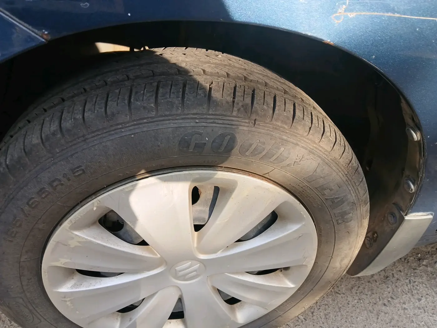 2017 Maruti Ertiga VXI CNG, CNG, Manual, 49,595 km, tyre