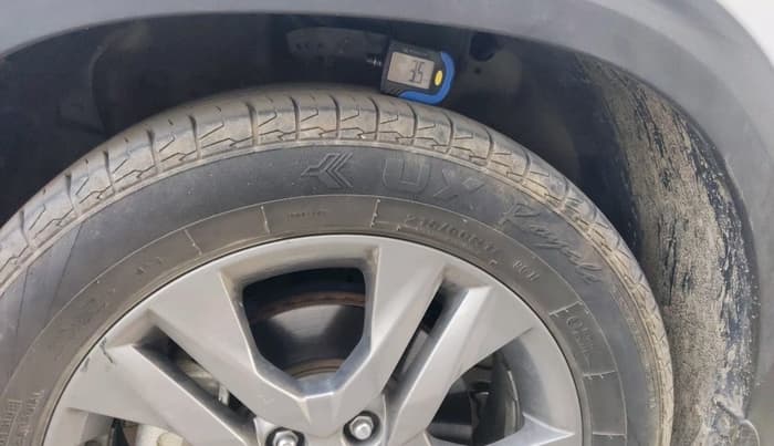 2021 KIA SELTOS HTX IVT 1.5 PETROL, Petrol, Automatic, 32,621 km, tyre