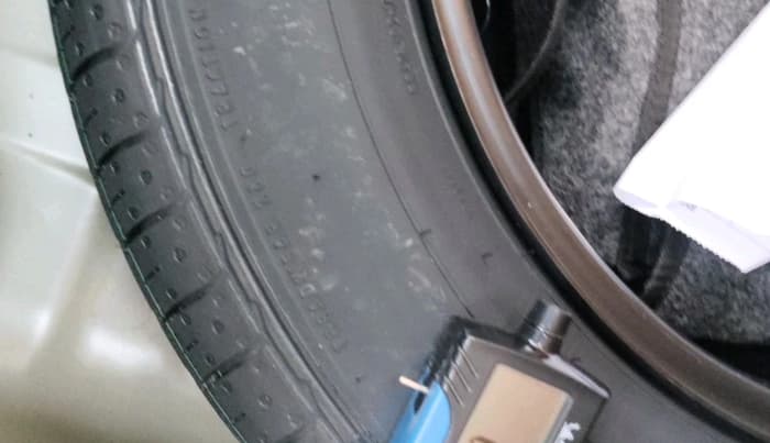 2025 Hyundai VENUE E 1.2, Petrol, Manual, 5,058 km, tyre