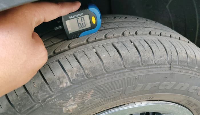 2025 Hyundai VENUE E 1.2, Petrol, Manual, 5,058 km, tyre