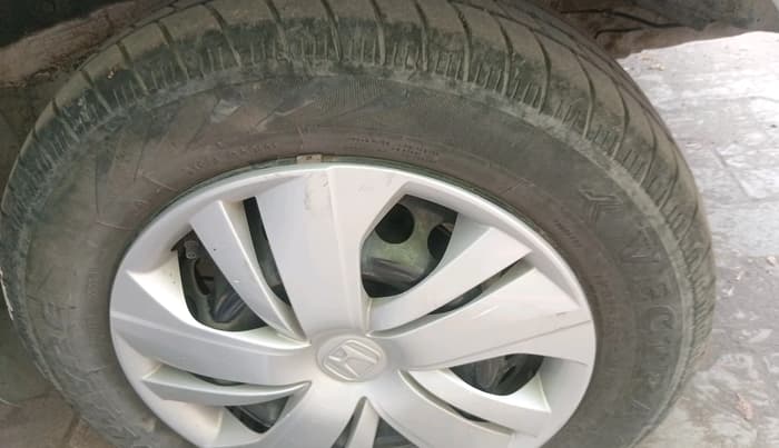 2024 Honda Amaze 1.2L I-VTEC S, CNG, Manual, 62,296 km, tyre