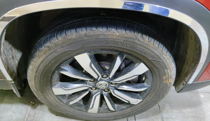 2020 MG HECTOR SHARP 2.0 DIESEL, Diesel, Manual, 65,089 km, tyre