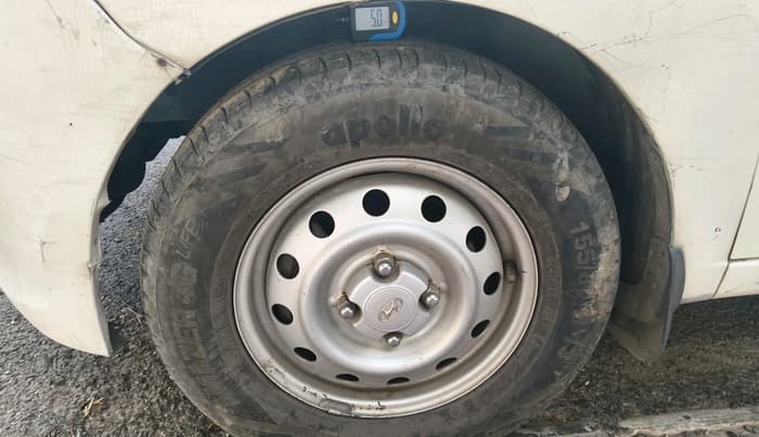 2013 Hyundai i10 MAGNA 1.1, Petrol, Manual, 60,495 km, tyre