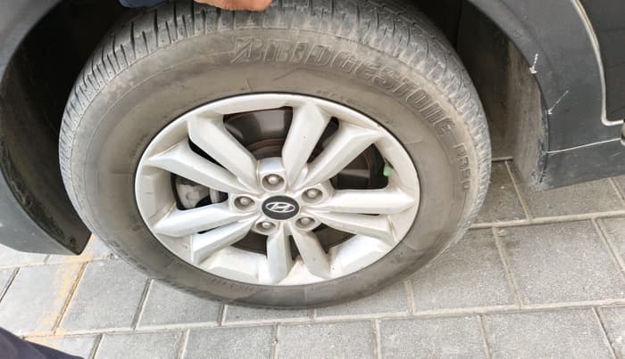 2016 Hyundai Creta SX PLUS 1.6 PETROL, Petrol, Manual, 92,008 km, tyre