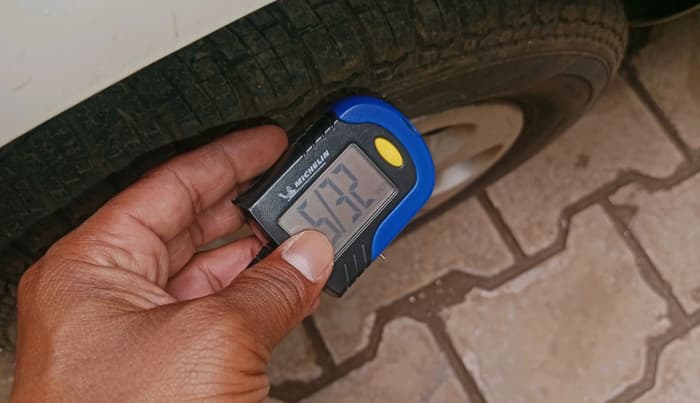 2012 Tata Nano LX, Petrol, Manual, 7,244 km, tyre