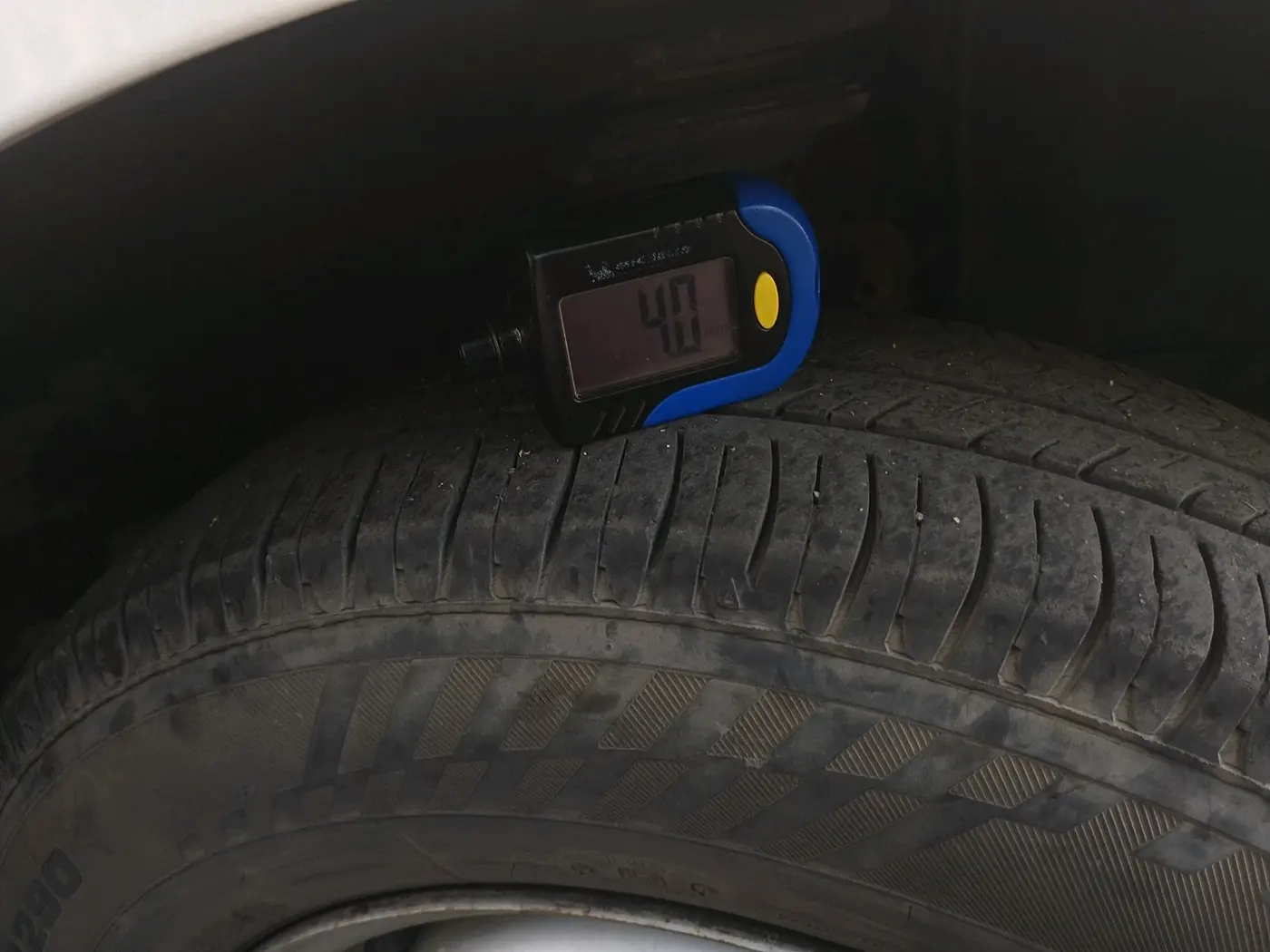2019 Maruti New Wagon-R LXI CNG 1.0, CNG, Manual, 81,343 km, tyre
