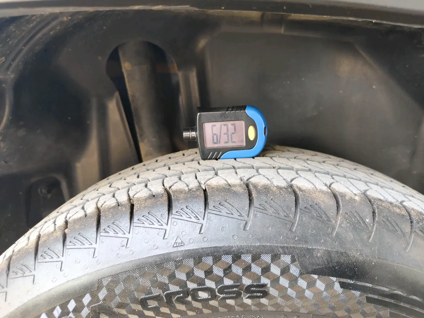 2024 Maruti Grand Vitara DELTA SMART HYBRID, Petrol, Manual, 29,082 km, tyre