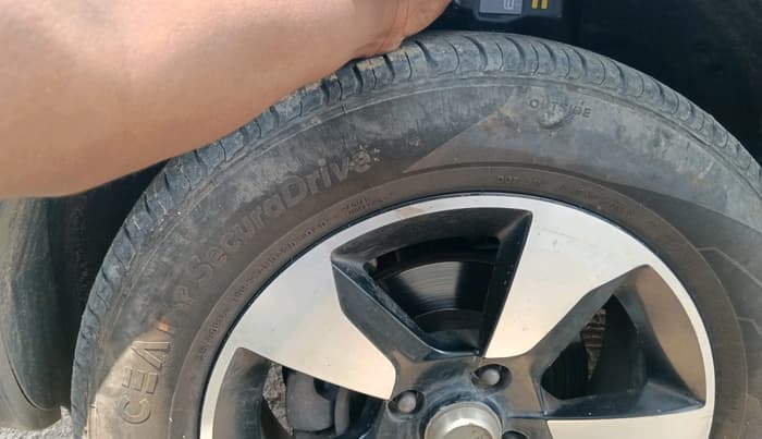 2019 Tata NEXON XZ PLUS DIESEL, Diesel, Manual, 90,588 km, tyre