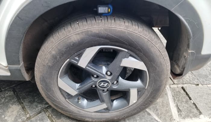 2019 Hyundai VENUE SX PLUS 1.0 TURBO DCT, Petrol, Automatic, 76,906 km, tyre
