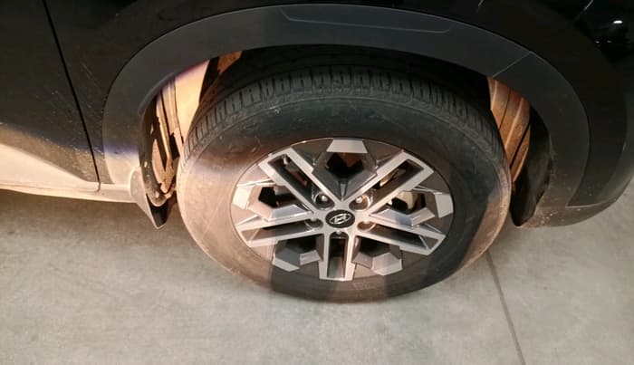 2023 Hyundai VENUE SX (O) 1.0 TURBO DCT, Petrol, Automatic, 26,020 km, tyre