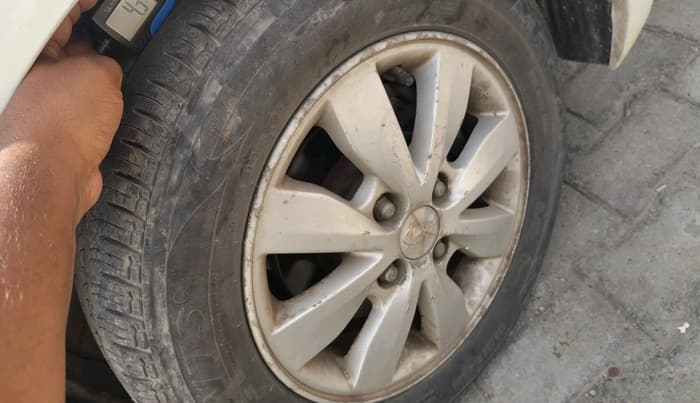 2012 Hyundai i20 SPORTZ 1.2, Petrol, Manual, 44,874 km, tyre