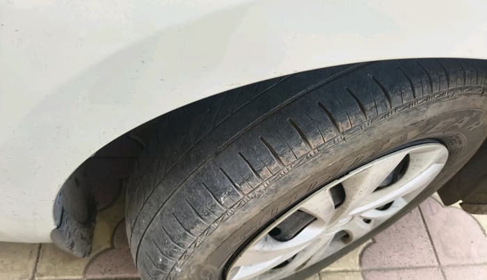 2018 Maruti Swift VXI, Petrol, Manual, 77,492 km, tyre