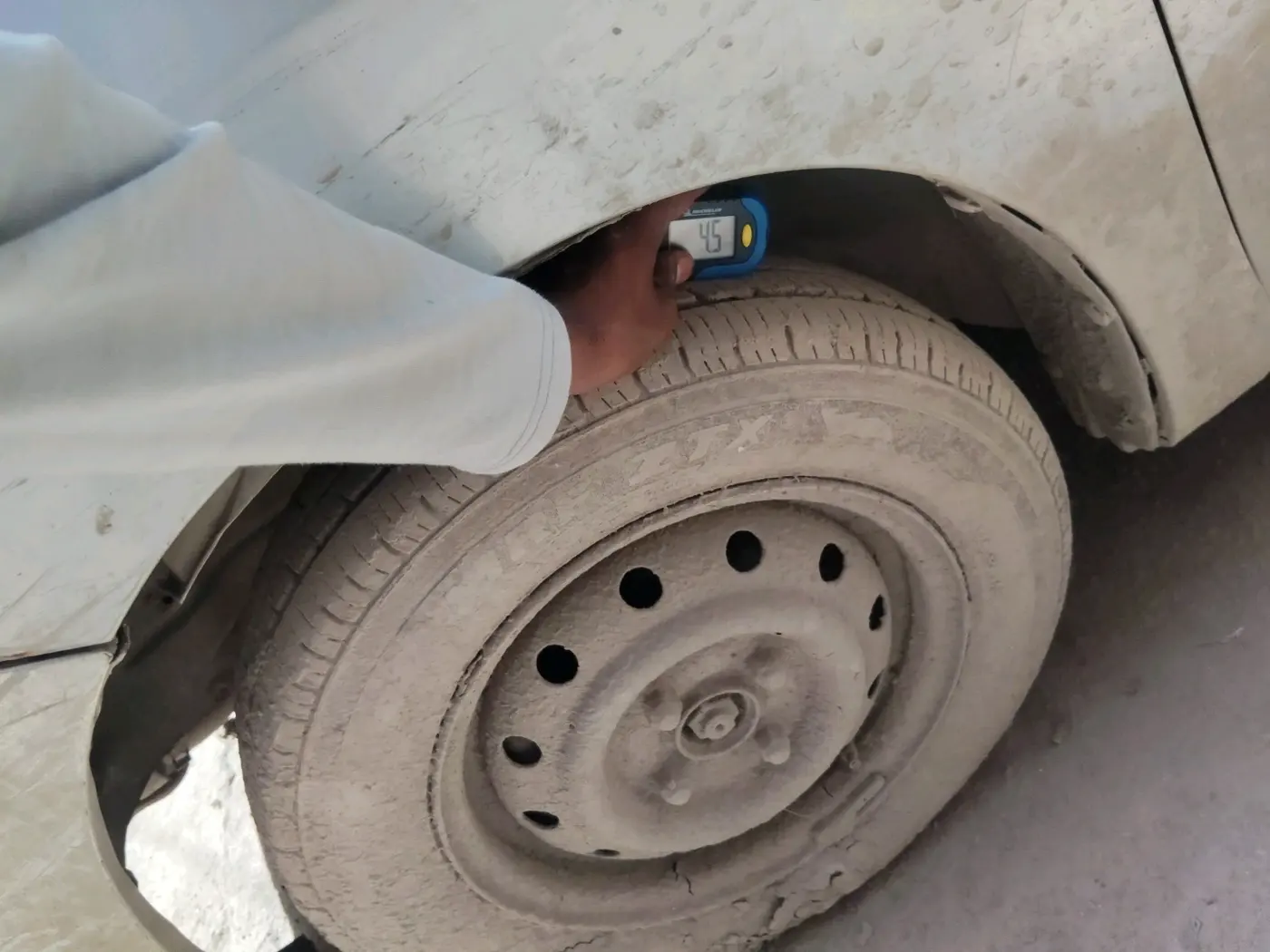 2011 Maruti Wagon R 1.0 LXI CNG, CNG, Manual, 78,868 km, tyre