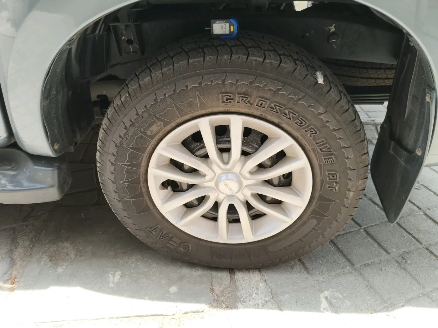 2024 ISUZU D-MAX S-CAB 2.5 TD, Diesel, Manual, 14,029 km, tyre