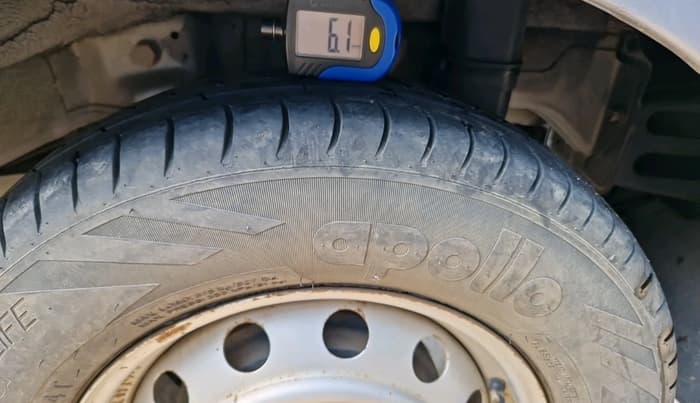 2014 Hyundai Eon D-LITE, Petrol, Manual, 47,286 km, tyre