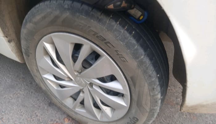 2023 Maruti Baleno DELTA PETROL 1.2, Petrol, Manual, 39,552 km, tyre