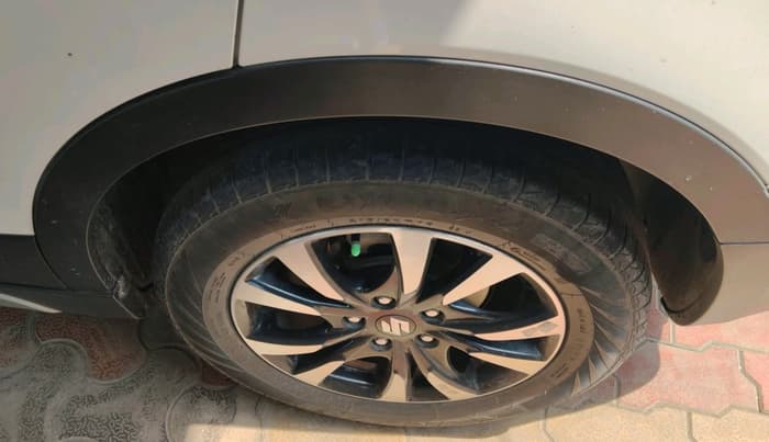 2022 Maruti S Cross ZETA 1.5, Petrol, Manual, 40,138 km, tyre