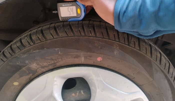 2021 Tata Tiago XT (O) PETROL, Petrol, Manual, 62,259 km, tyre