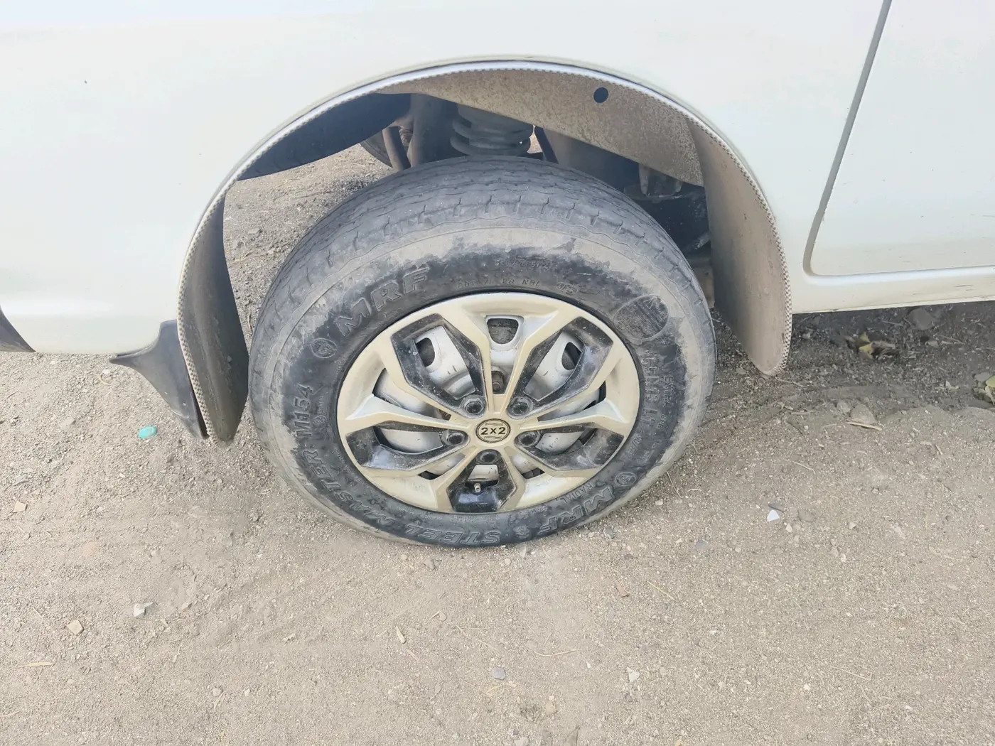 2018 Maruti Eeco 5 STR WITH A/C+HTR, CNG, Manual, 2,56,167 km, tyre