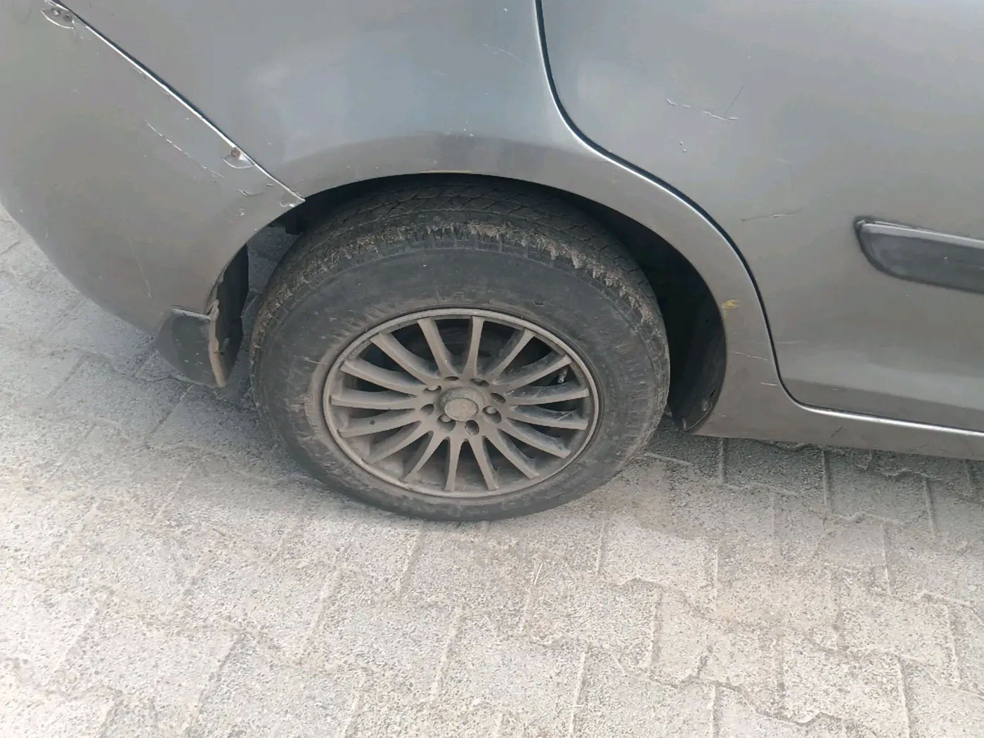 2013 Maruti Swift Dzire VDI, Diesel, Manual, 1,11,525 km, tyre