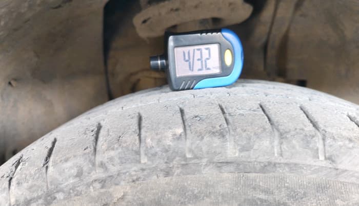 2018 Tata NEXON XM DIESEL, Diesel, Manual, 1,06,041 km, tyre