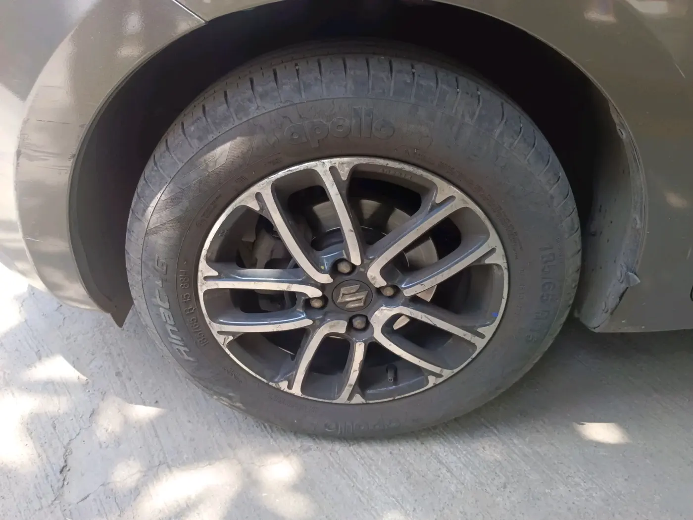 2021 Maruti Swift ZXI PLUS AMT, Petrol, Automatic, 51,000 km, tyre