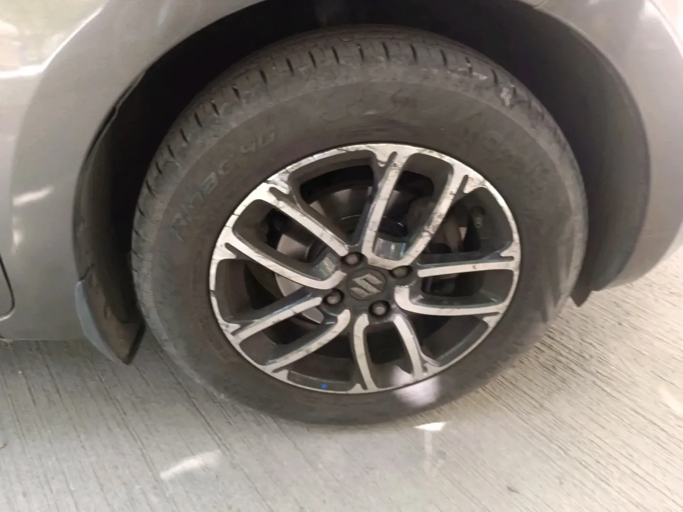 2021 Maruti Swift ZXI PLUS AMT, Petrol, Automatic, 51,000 km, tyre
