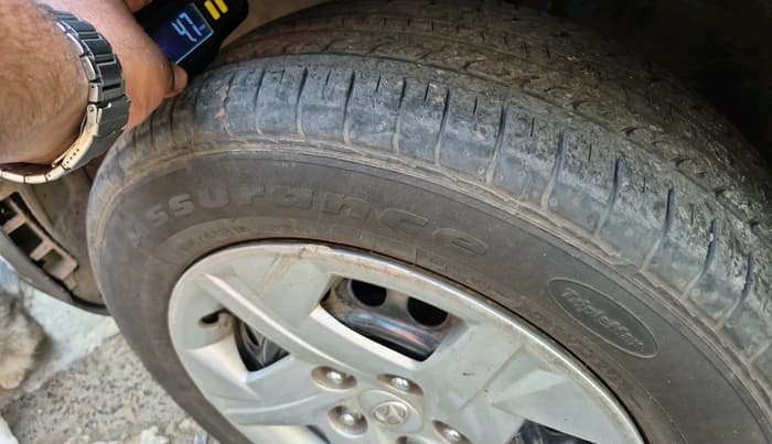 2019 Hyundai VENUE S 1.4 CRDI, Diesel, Manual, 91,902 km, tyre