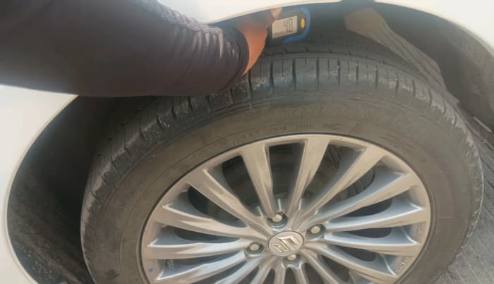 2016 Maruti Ciaz ZXI+, Petrol, Manual, 37,681 km, tyre
