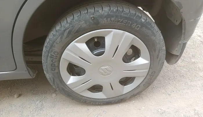 2016 Maruti Wagon R 1.0 VXI, CNG, Manual, 1,02,251 km, tyre