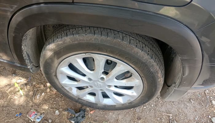 2023 Maruti Grand Vitara DELTA SMART HYBRID, CNG, Manual, 54,042 km, tyre
