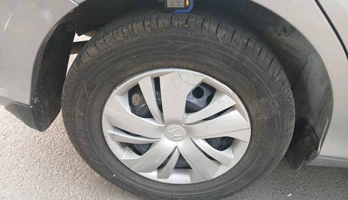 2021 Honda Amaze 1.2L I-VTEC S, CNG, Manual, 68,142 km, tyre