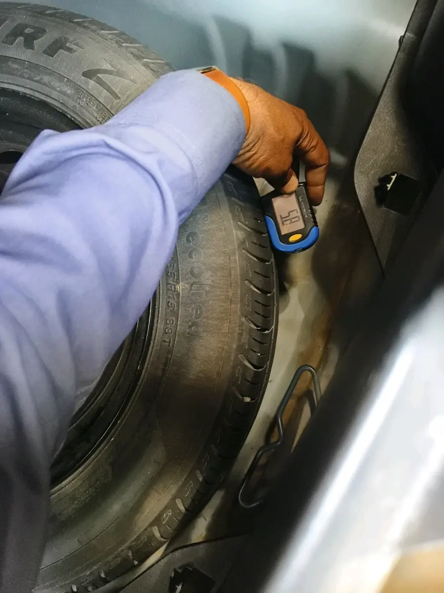 2019 Maruti Baleno ZETA PETROL 1.2, CNG, Manual, 1,71,558 km, tyre
